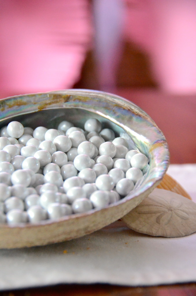 white sixlet pearls for a mermaid birthday party